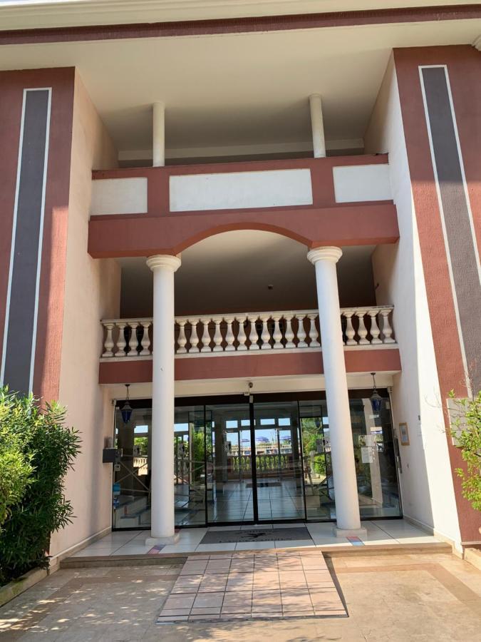Appartement Agreable En Bord De Mer Вилафранк-сюр-Мер Екстериор снимка
