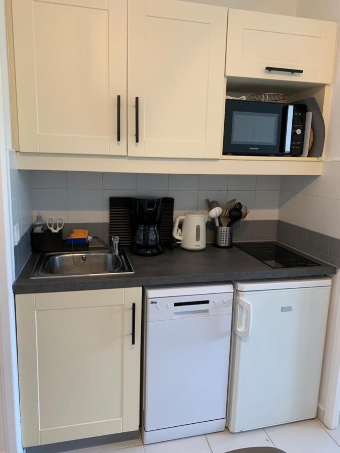 Appartement Agreable En Bord De Mer Вилафранк-сюр-Мер Екстериор снимка